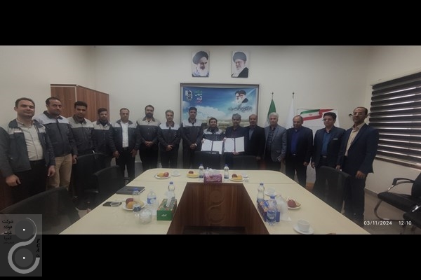 حضور اعضای هیئت علمی دانشگاه آزاد اسلامی قم در شرکت فولاد غرب آسیا برای گسترش همکاری‌های صنعت و دانشگاه