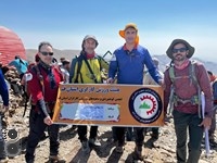 صعود به قله سندان در استان زنجان