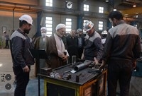 دکتر محمدمنان رئیسی و  حجت الاسلام و المسلمین قاسم روانبخش ، منتخبین محترم مردم استان قم در مجلس شورای اسلامی  از خطوط تولید شرکت فولادغرب آسیا  بازدید و از نزدیک با مدیران و کارکنان این شرکت دیدار و گفتگو کردند.